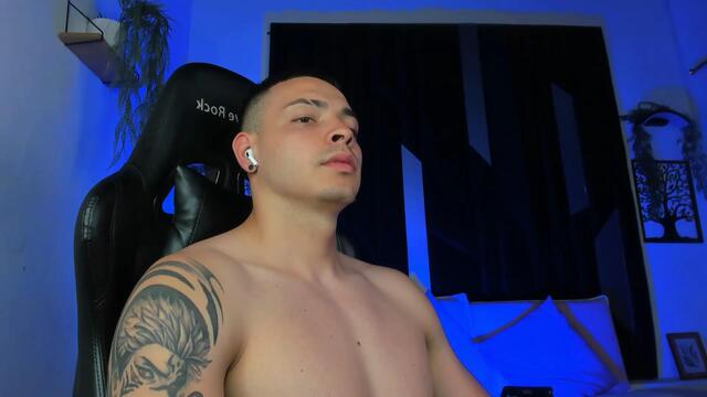 max-imperi, webcammodel på Flirt4Free: fotos