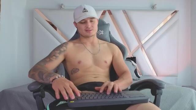 allanx-ferrer di Flirt4Free: foto model webcam