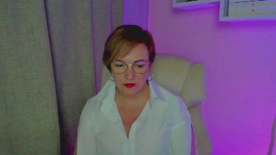 romanticfelizia — Cam4 वेबकैम मॉडल: फ़ोटो