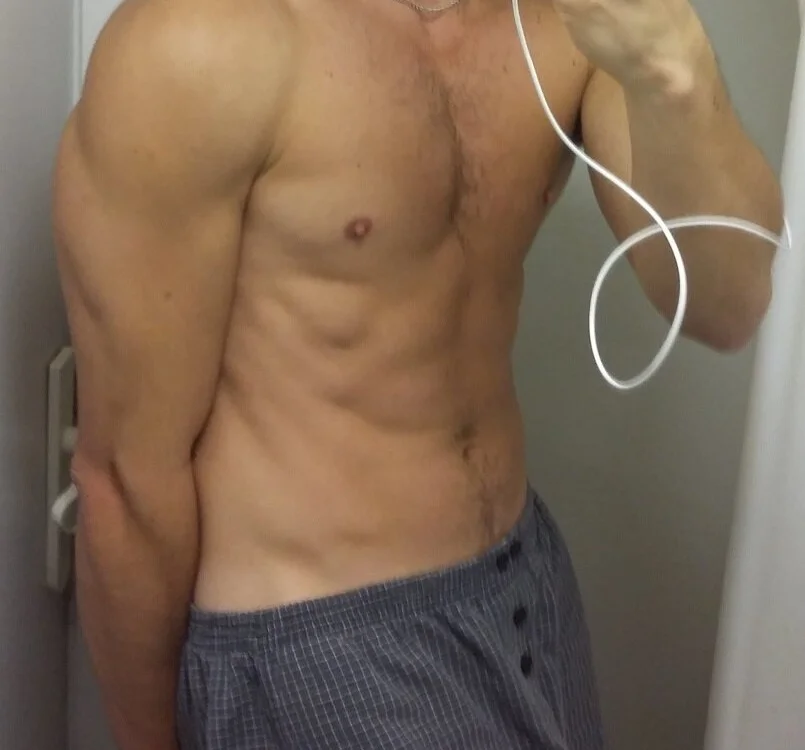 poodultimate (Stripchat): nuotraukos, profilis