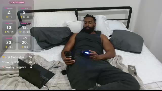 blackmuscless: عارضة كاميرا ويب على Chaturbate