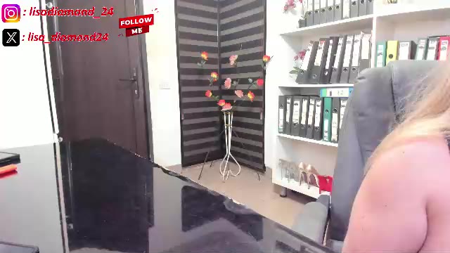 lisa2018 – Chaturbate webkamerás modell