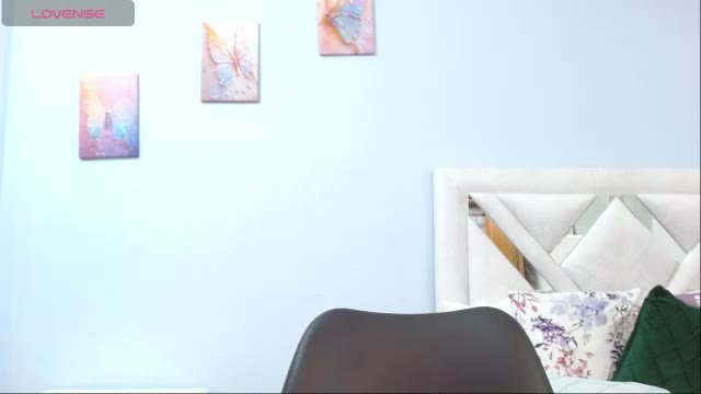 kyliiebaker, model webcam de Chaturbate: fotos
