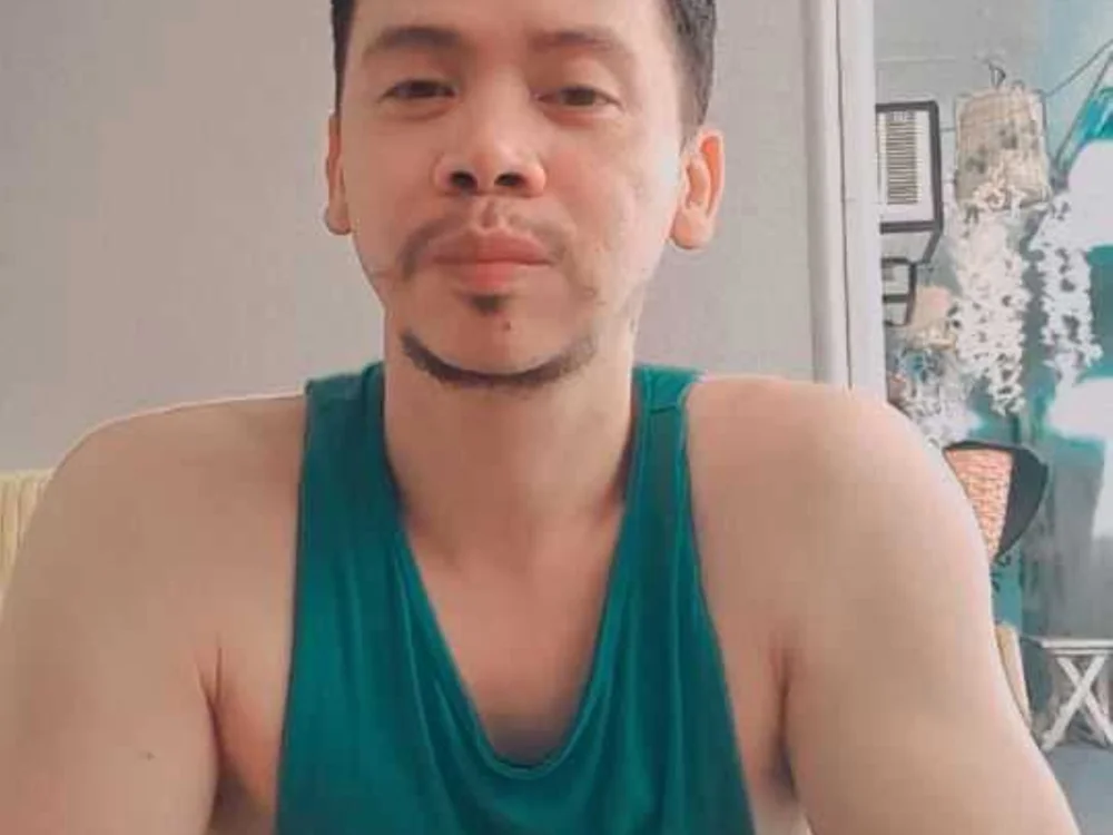 KinksGooners, cam model su Stripchat: foto