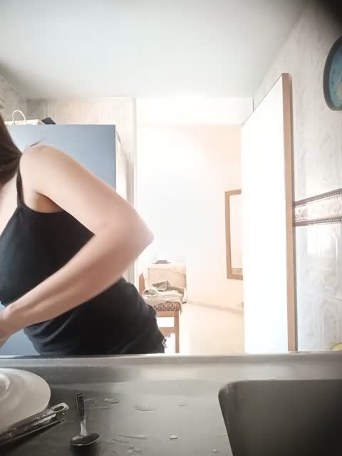 adelashery – XloveCam webkamerás modell