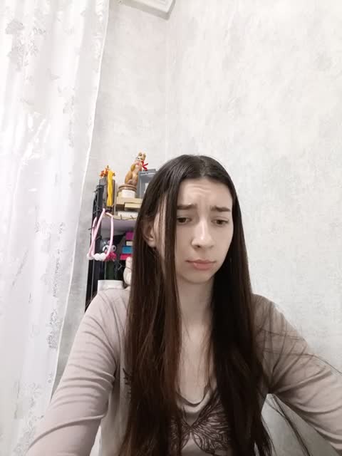 wollymolly (XloveCam): fotod ja profiil