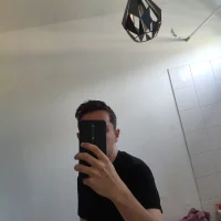 Enzo-065, model webcam de Stripchat: fotos