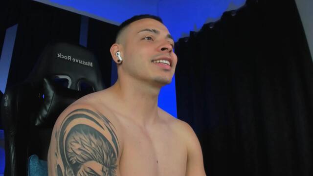 max-imperi บน Flirt4Free: รูปภาพและโปรไฟล์