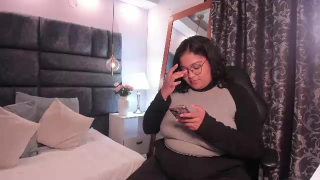 briana_br, webcam model na Chaturbate: slike