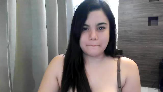 love_anjela, modelo webcam de Chaturbate: fotos