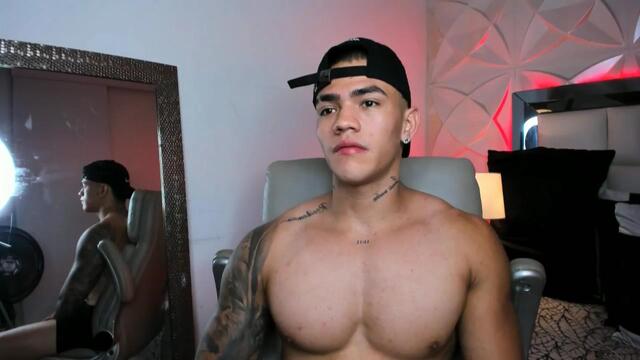 chris-ride — Flirt4Free ওয়েবক্যাম মডেল: ছবি