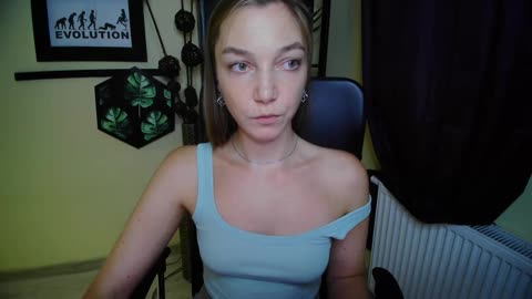 emillyextasy — BongaCams ওয়েবক্যাম মডেল: ছবি