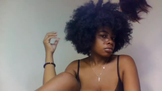 elphinez, webcammodel på Chaturbate: fotos