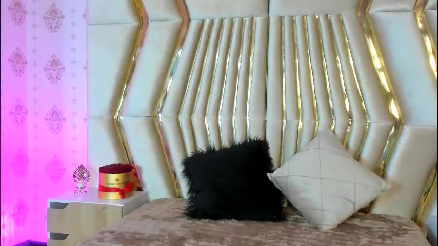 zoenash në LiveJasmin: foto dhe profili