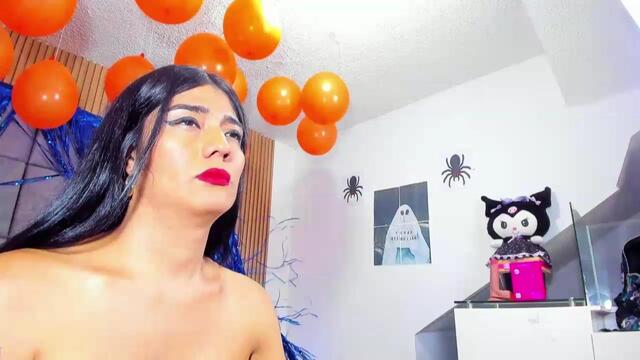 laurita-zaenz di Flirt4Free: foto model webcam