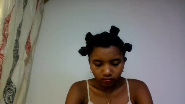odiiias na Chaturbate: fotky a profil