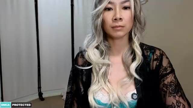 shykiraaa, webcammodel op Chaturbate: foto's