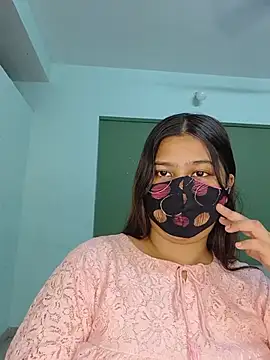 YOUR_GF_ — Stripchat 直播模特：照片与资料