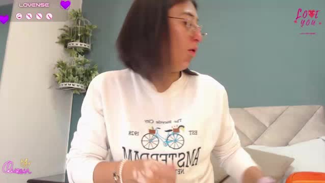 sharisswilliam: عارضة كاميرا ويب على XloveCam