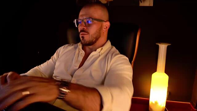 Preview photo of webcam model erick-angelo on Flirt4Free