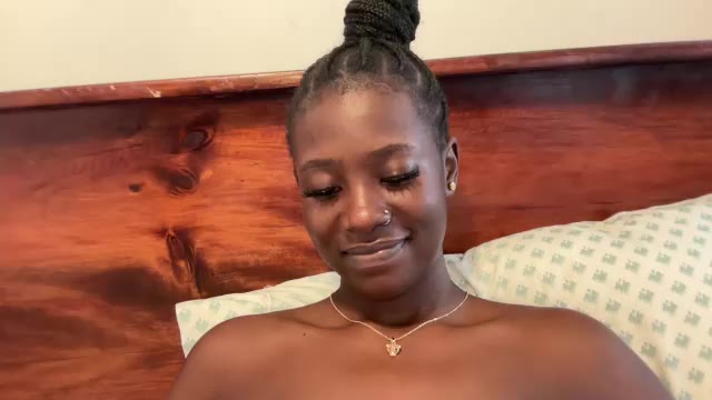 betty_fire_, model webcam de Chaturbate: fotos