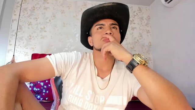 juan-gabriellel — Flirt4Free ওয়েবক্যাম মডেল: ছবি
