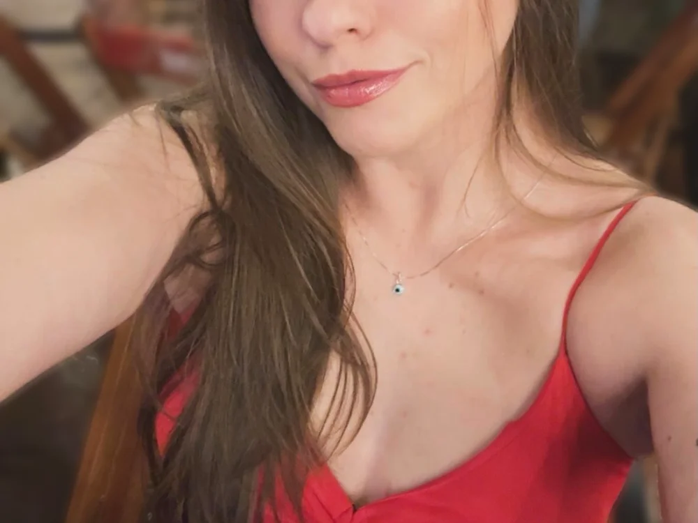 cuteface_bigass_ на Stripchat: слики и профил