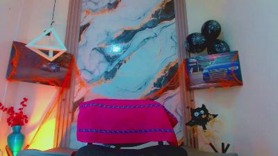 valentina_kiss1, modelo webcam de Cam4: fotos