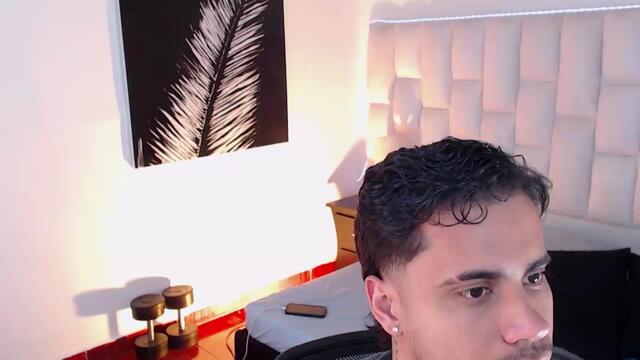 aiden-owens, μοντέλο webcam στο Flirt4Free