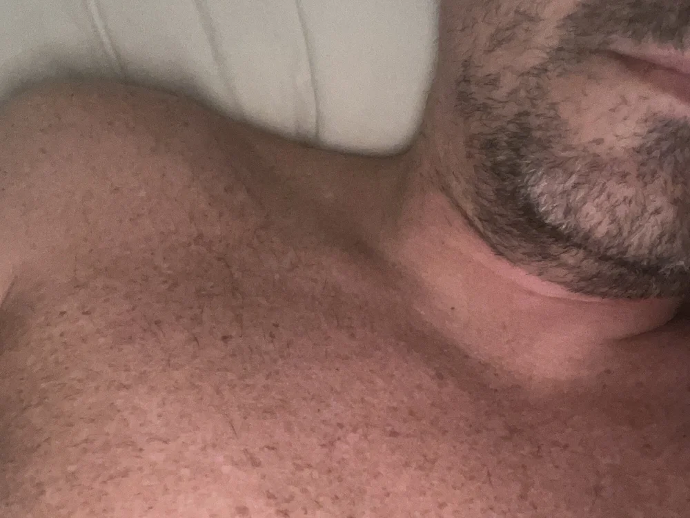 denim83 – Webcam-Modell auf Stripchat