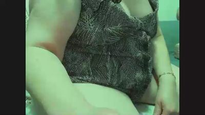 hyllda – уебкам модел в Cam4: снимки