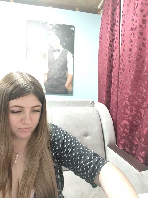 Preview photo of webcam model innokentiy449 on BongaCams
