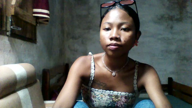 angelinah4 — Cam4 वेबकैम मॉडल: फ़ोटो