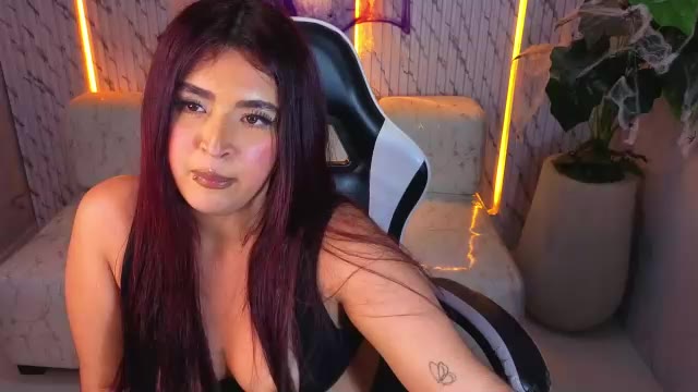 Preview photo of webcam model abby_koi_tx on Chaturbate