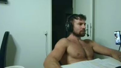 Preview photo of webcam model alpha_hunk on Cam4