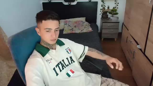 santi_ss — Chaturbate: ფოტოები და პროფილი