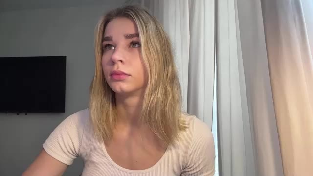 huldaluka na Chaturbate: fotky a profil
