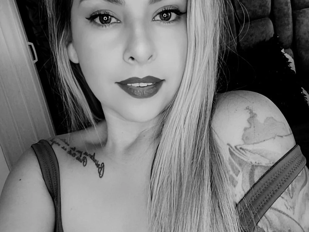 Valery__Rouse_, cam model su Stripchat: foto