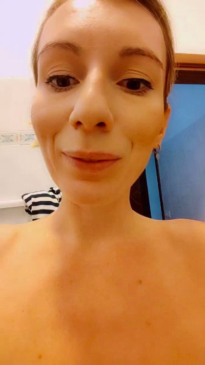 victoria356 (Cam4): fotod ja profiil