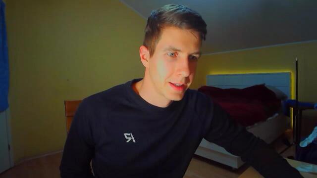 Фото вебкам-модели chris-brien на Flirt4Free