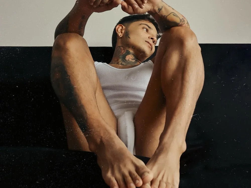 CamiloHedz – Stripchat modeli, fotoğraflar