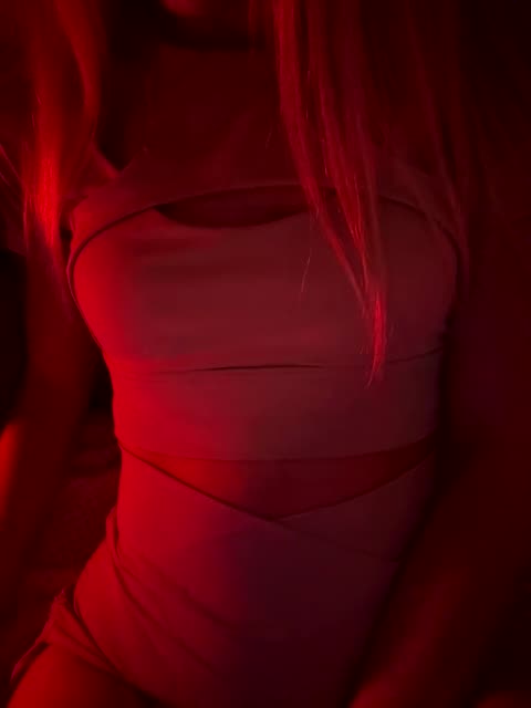 nyxelle1 (BongaCams): fotod ja profiil