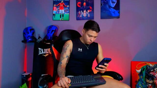 evan-greey – Flirt4Free webkamerás modell