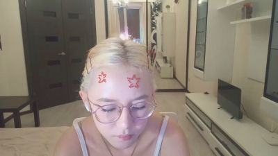 juliamaugeri ב-Cam4: תמונות ופרופיל