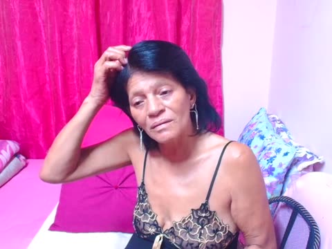 sluttyroxy, modelo webcam de BongaCams: fotos