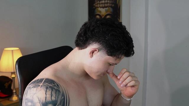 hazzan-velez — Flirt4Freeのライブ配信モデル:写真・プロフィール