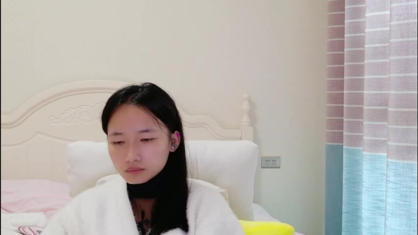momokayumi na LiveJasmin: zdjęcia i profil