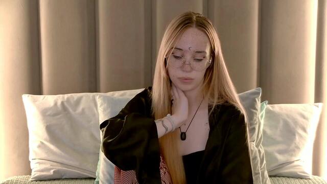 lina-lewitt, webcammodell på Flirt4Free: bilder