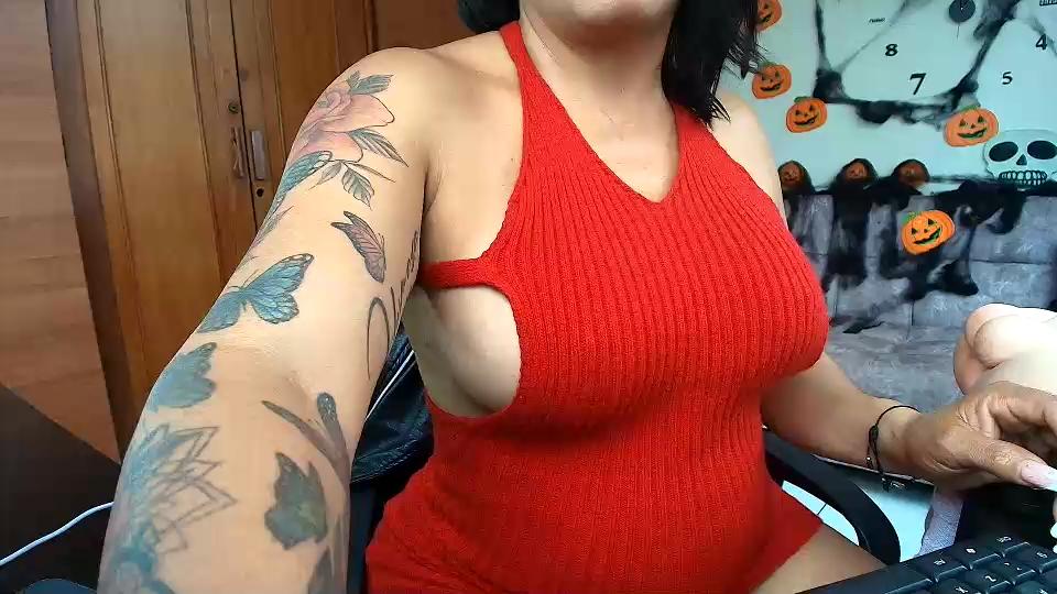 Preview photo of webcam model majo_soussa on Cam4