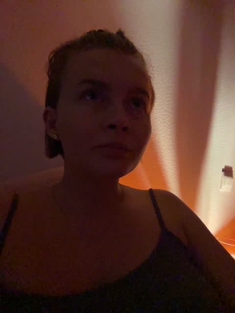 kartinkaa (BongaCams): foto un profils